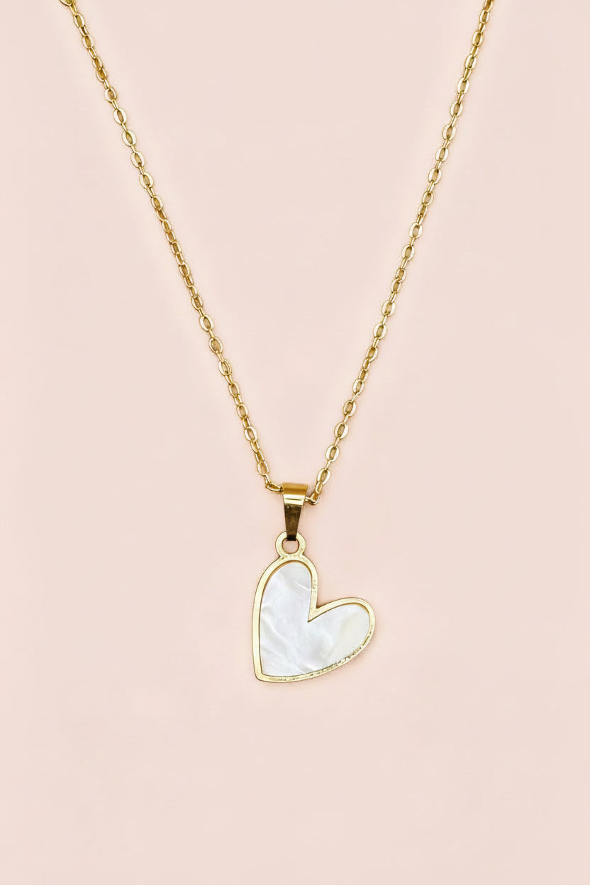 EVELYN 18K Gold Plated Heart Inlay Necklace