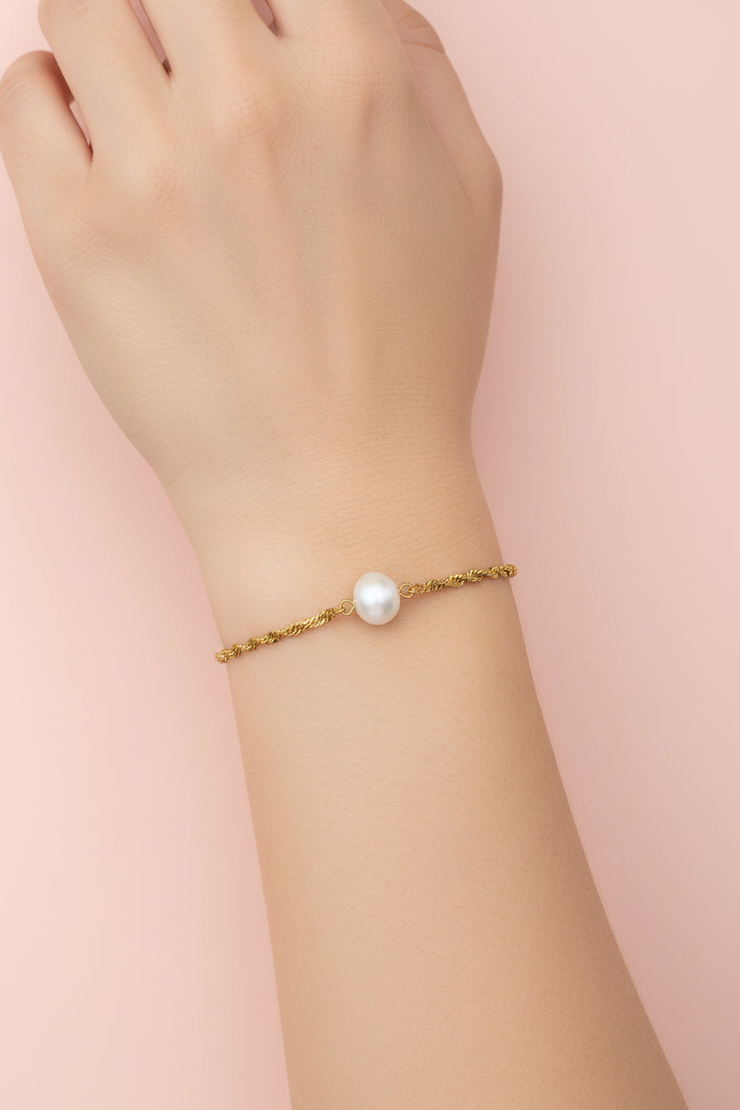 MIRA 18K Gold Plated Freshwater Pearl Chain Bracelet