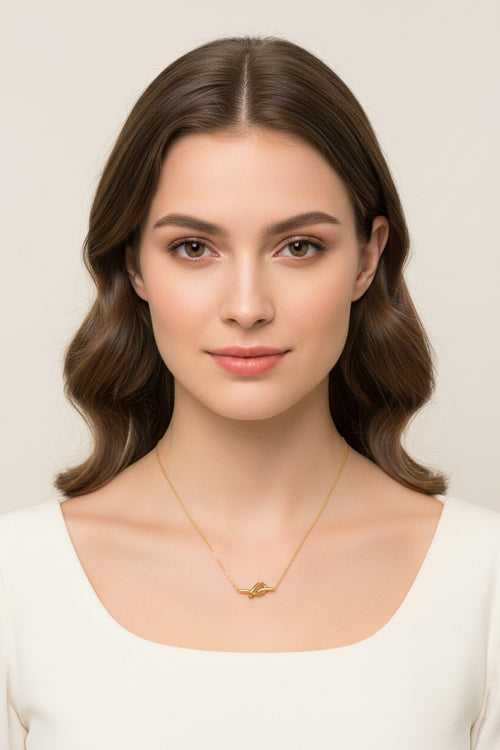 ARIA 18K Gold Plated Knot Necklace