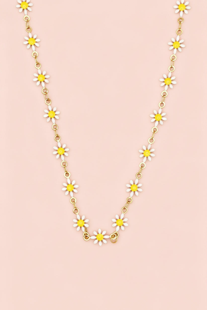 LUMIERE 18K Gold Plated Daisy Chain Necklace