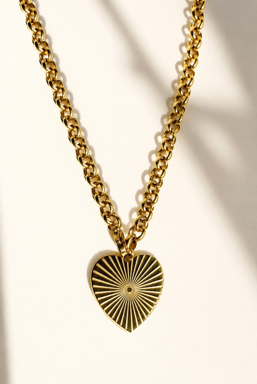 VIENNE 18K Gold Plated Reversible Heart Necklace