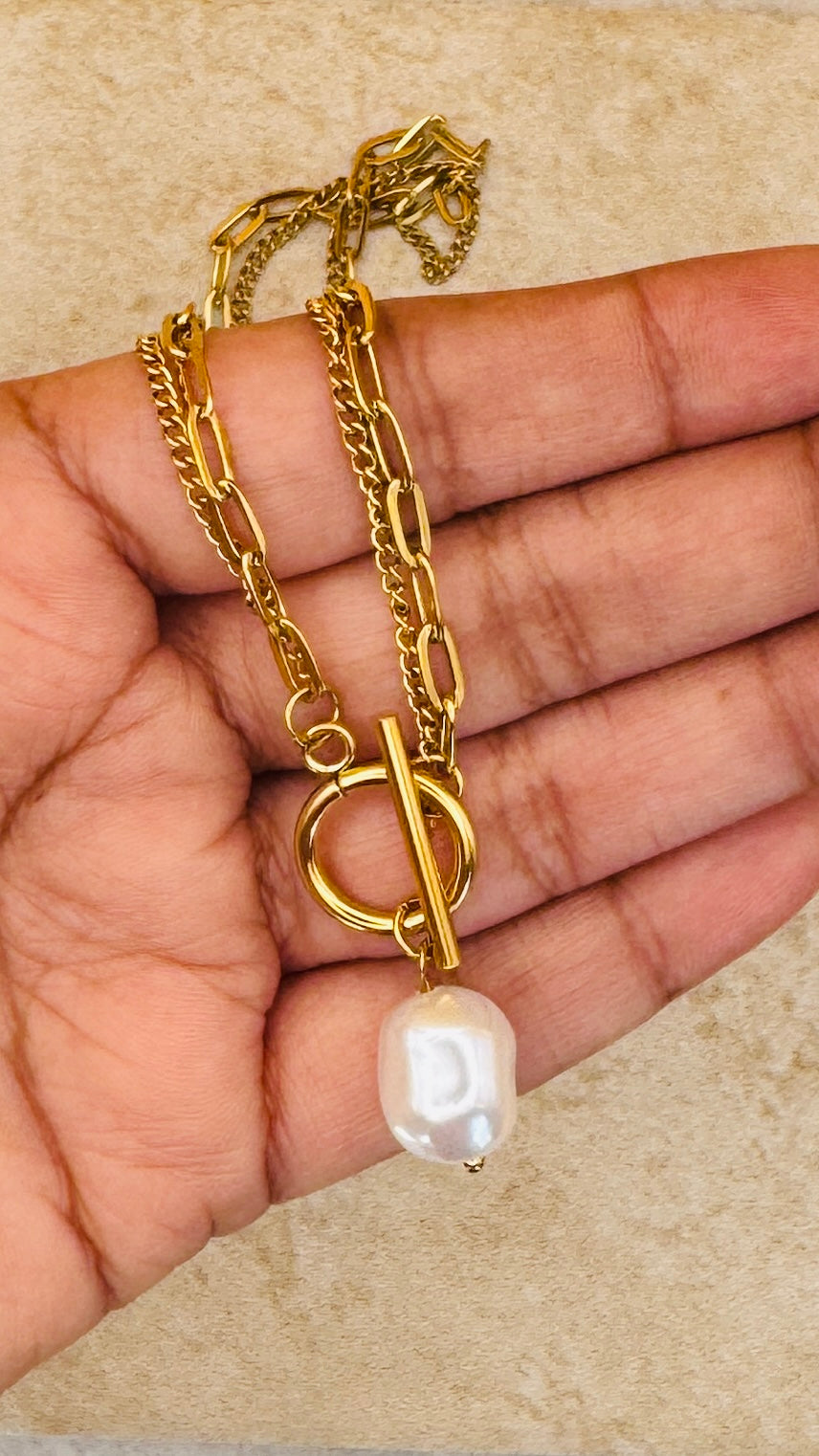 AURELIA 18K Gold Plated Layered Toggle Pearl Necklace