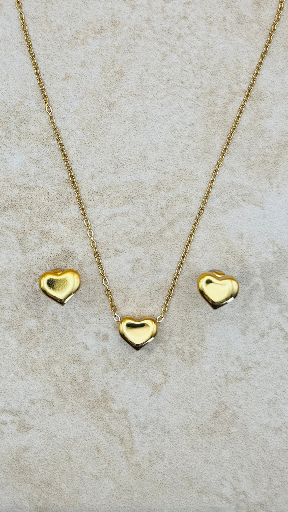 AMOUR 18K Gold Plated Heart Necklace & Stud Earrings Set
