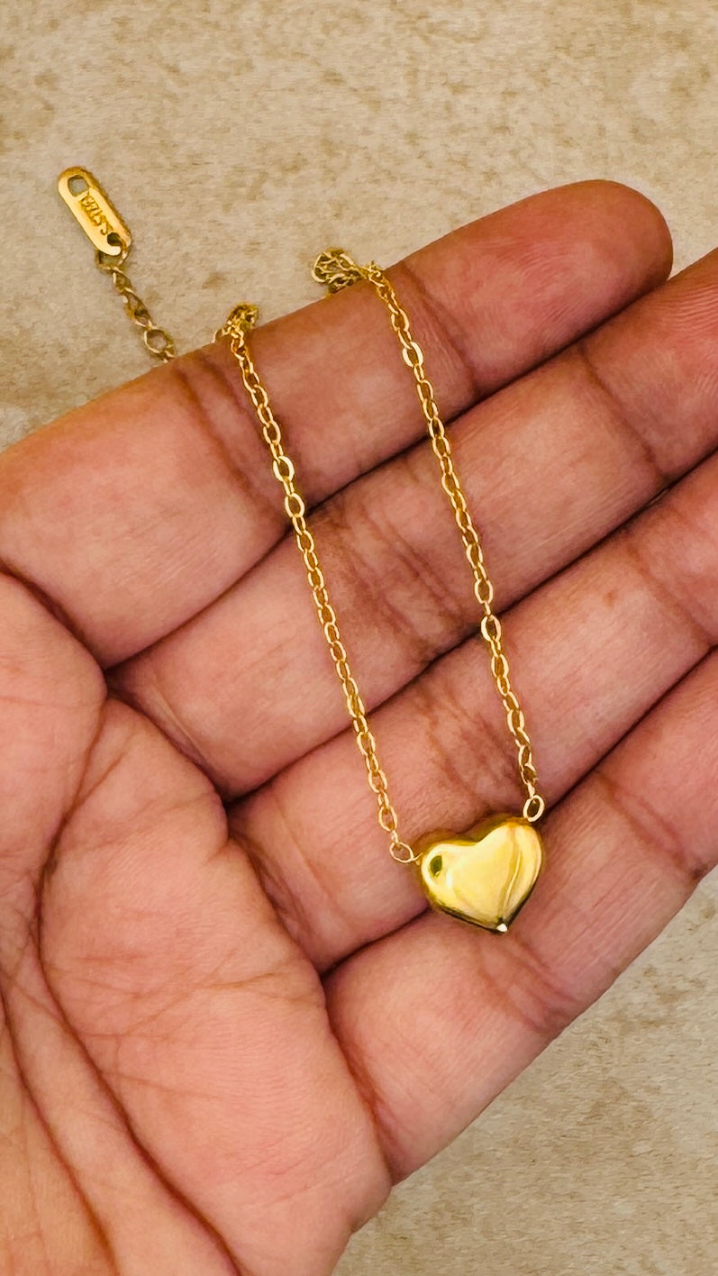 AMOUR 18K Gold Plated Heart Necklace & Stud Earrings Set