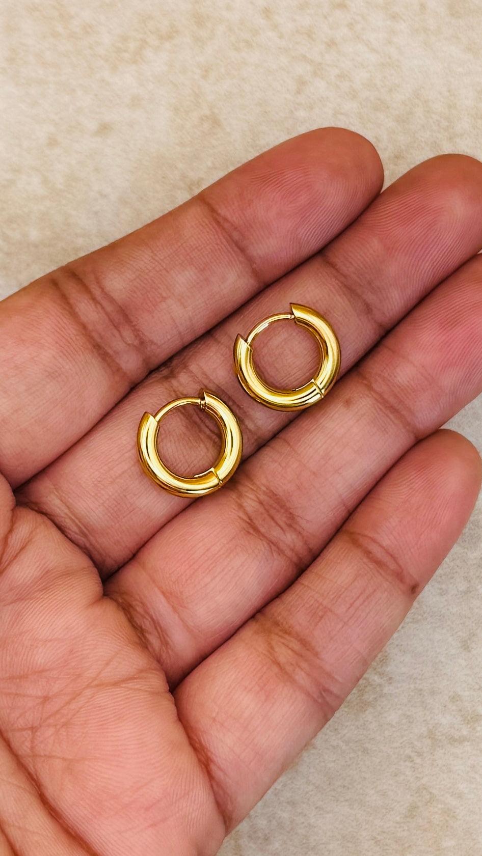 NOVA 18K Gold Plated Mini Hoop Earrings (8 mm)