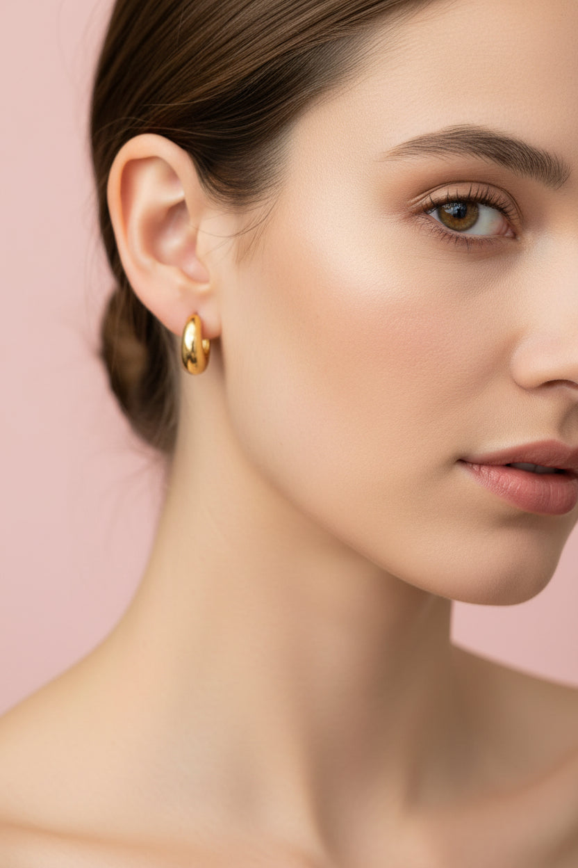 SOLENE 18K Gold Plated Mini Chunky Hoop Earrings (10mm)