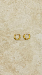 IVY 18K Gold Plated Zircon Mini Huggie Hoop Earrings (7 mm)