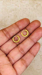 IVY 18K Gold Plated Zircon Mini Huggie Hoop Earrings (7 mm)